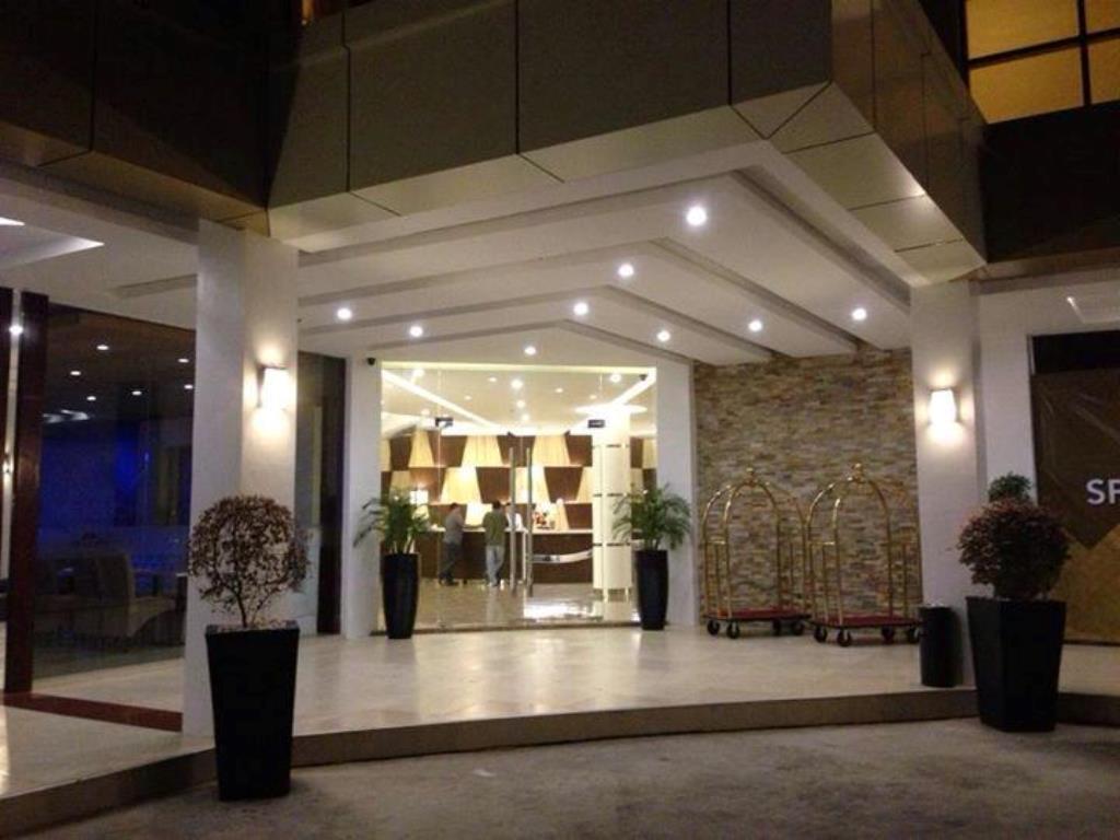 Fb Hotel And Convention Center Koronadal Exteriör bild